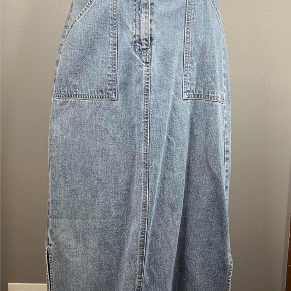 Madison & Max Denim Skirt